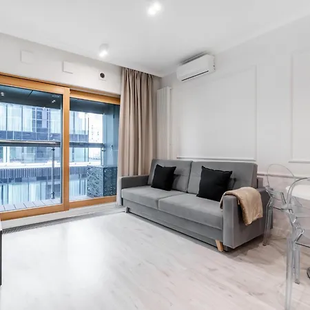 Close-urban Chic - Luxury - Mennica Apartament *