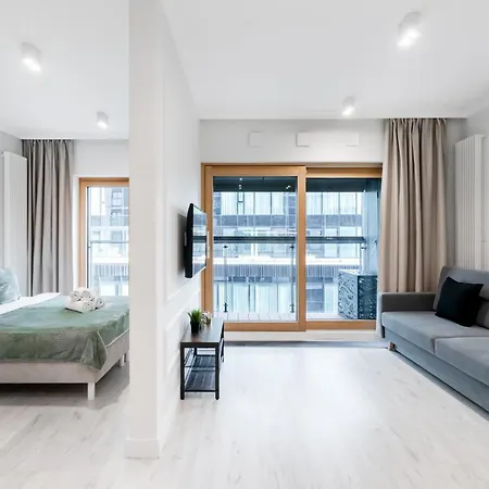 Close-urban Chic - Luxury - Mennica * Warszawa