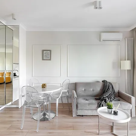 Close-urban Chic - Luxury - Mennica Apartman