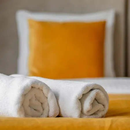 Close-urban Chic - Luxury - Mennica Apartman