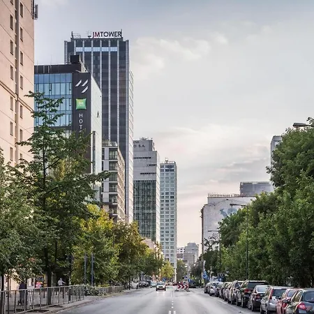 Close-urban Chic - Luxury - Mennica