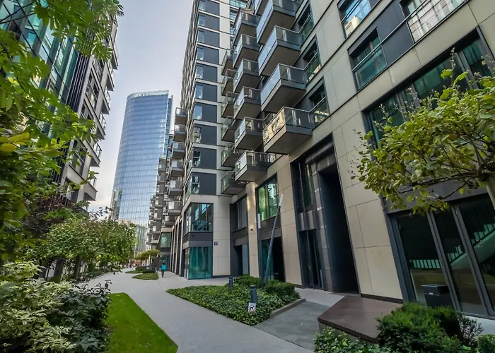 Close-urban Chic - Luxury - Mennica *