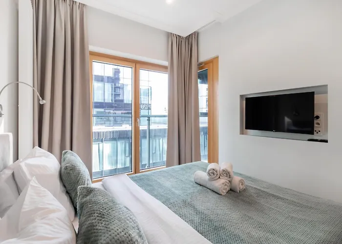 Close-urban Chic - Luxury - Mennica Apartman